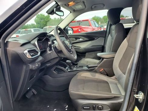Used 2022 Chevrolet TrailBlazer LT w/ Convenience Package FWD image 20