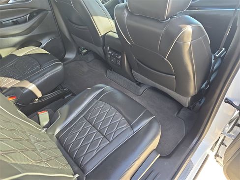 Used 2024 Buick Enclave Avenir w/ Trailering Package, 5000 lbs. image 11