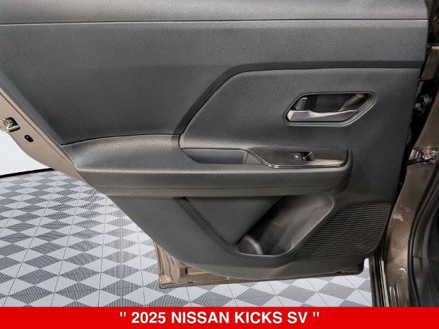 Certified 2025 Nissan Kicks SV w/ SV Premium Package AWD/4WD image 29