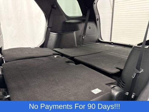 Used 2019 Ford Explorer XLT w/ Equipment Group 202A AWD/4WD image 37