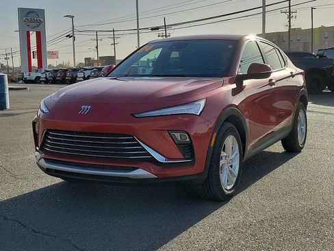 Used 2024 Buick Envista Preferred w/ Convenience I Package image 4