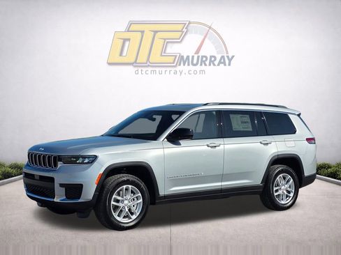 New 2026 Jeep Grand Cherokee L Laredo AWD/4WD image 2