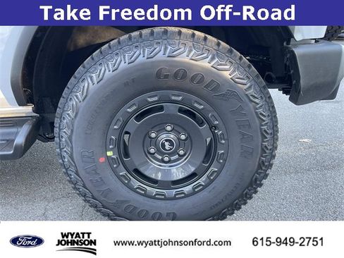 New 2025 Ford Bronco Outer Banks w/ Sasquatch Package image 11