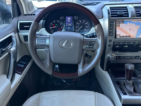 Used 2018 Lexus GX 460 Premium image 27