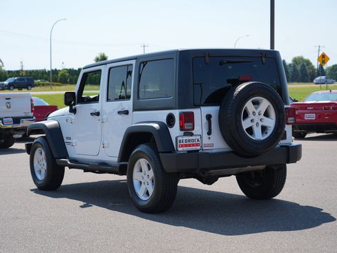 Used 2016 Jeep Wrangler Unlimited Sport w/ Quick Order Package 24S AWD/4WD image 5