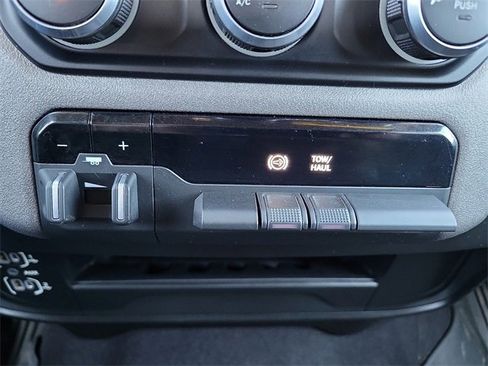 Used 2022 RAM 3500 Tradesman image 15