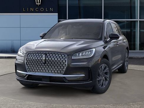 Used 2025 Lincoln Corsair FWD w/ Equipment Group 101A image 2