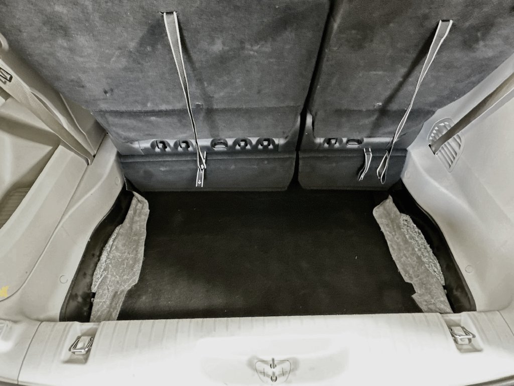 Certified 2024 Chrysler Pacifica Touring-L FWD image 36