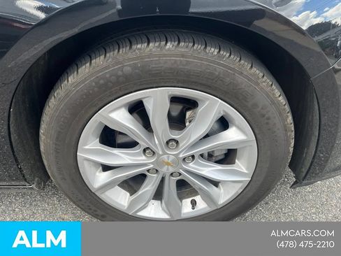 Used 2025 Chevrolet Malibu LT FWD image 14