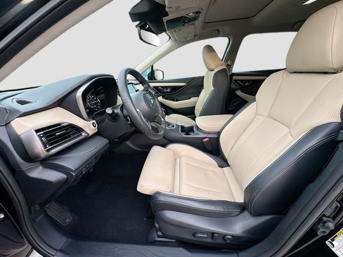 Used 2025 Subaru Outback Limited image 26