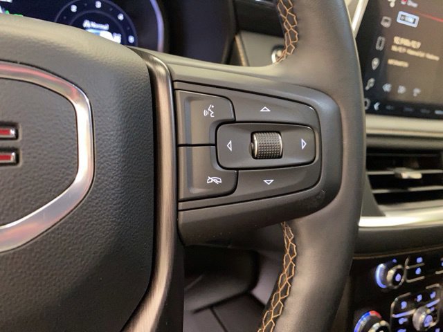 Used 2023 GMC Yukon AT4 AWD/4WD image 33