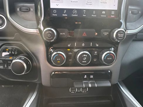 Used 2023 RAM 1500 Big Horn AWD/4WD image 22