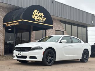 Used 2022 Dodge Charger SXT w/ Leather Interior Group image 1