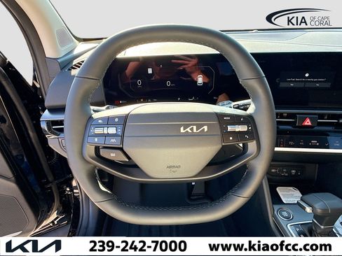 New 2026 Kia Sportage SX image 37