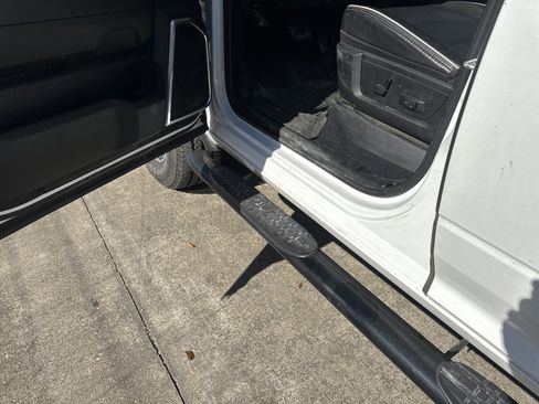 Used 2025 RAM 2500 Laramie image 14