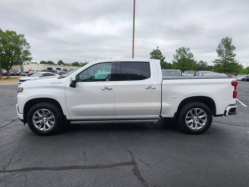Used 2021 Chevrolet Silverado 1500 High Country w/ Technology Package AWD/4WD image 3