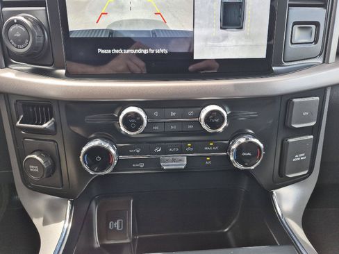 Certified 2024 Ford F150 XLT w/ Mobile Office Package RWD image 5