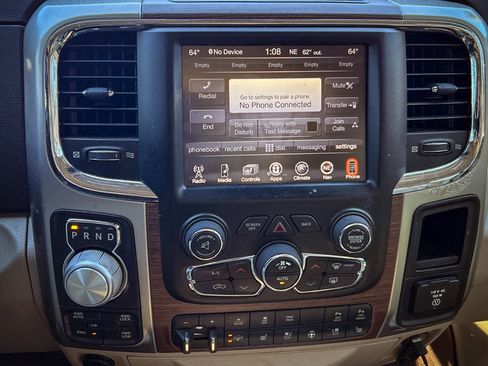 Used 2014 RAM 1500 Laramie image 24