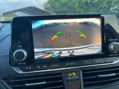 Used 2023 Nissan Altima 2.5 S image 17