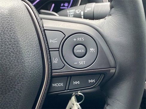 Used 2021 Toyota Camry SE image 19