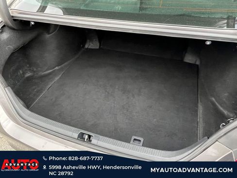 Used 2020 Toyota Camry LE w/ Convenience Package image 30