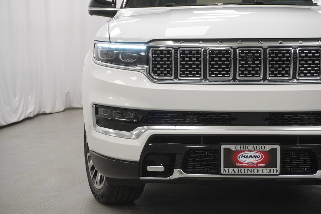 Used 2023 Jeep Grand Wagoneer L Series III w/ HD Trailer Tow Package AWD/4WD image 10