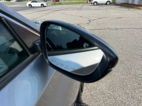 Used 2022 Honda Accord Touring image 35