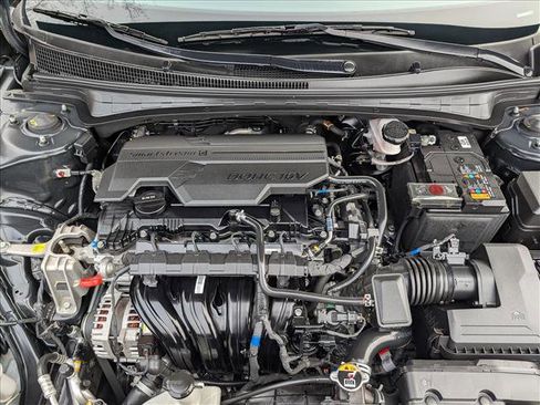 Certified 2023 Hyundai Elantra SEL w/ Convenience Package image 9