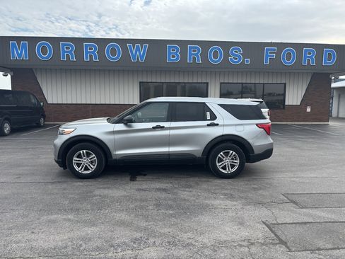 New 2024 Ford Explorer 4WD w/ Class IV Trailer Tow Package image 1