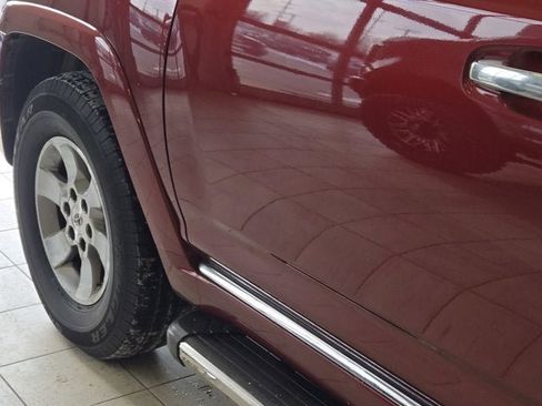 Used 2011 Toyota 4Runner SR5 w/ Convenience Pkg image 16