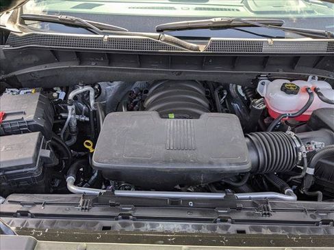 New 2026 Chevrolet Silverado 1500 LT w/ Leather Package RWD image 17
