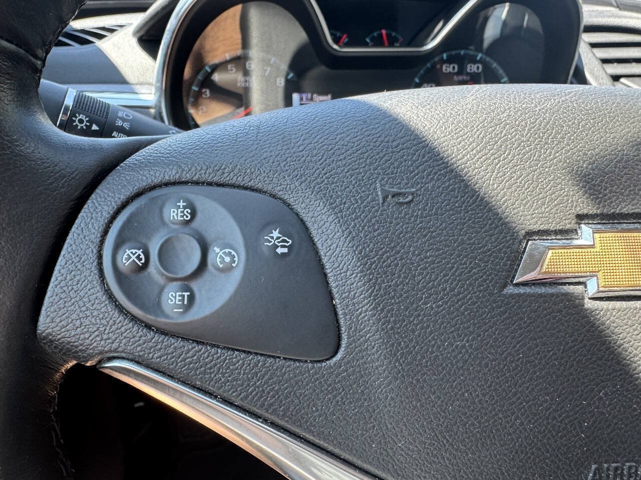 Used 2014 Chevrolet Impala LT w/ Premium Seating Package FWD image 24