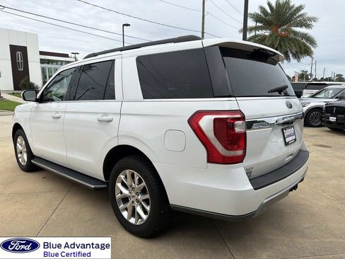 Used 2020 Ford Expedition XLT w/ Equipment Group 202A RWD image 8