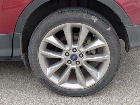 Used 2016 Ford Escape SE w/ SE Chrome Package FWD image 21