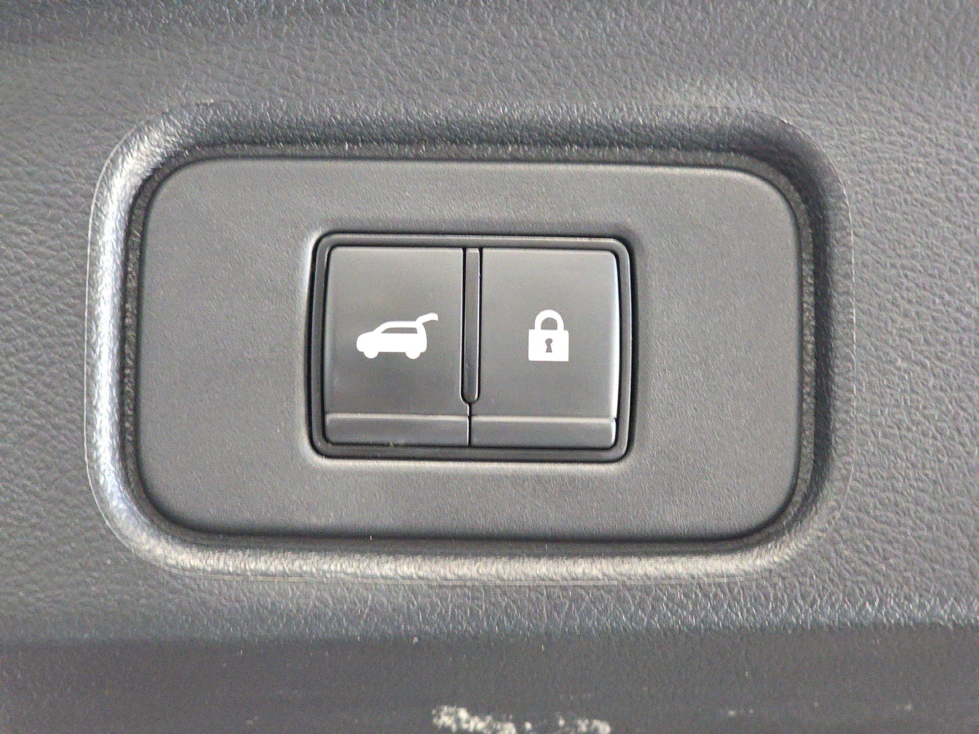 Used 2023 Nissan Pathfinder SL w/ SL Premium Package AWD/4WD image 13