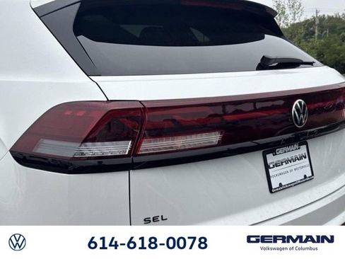 New 2026 Volkswagen Atlas Cross Sport SEL R-Line AWD/4WD image 14