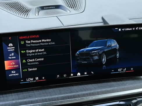 Used 2025 BMW ALPINA XB7 AWD/4WD image 41