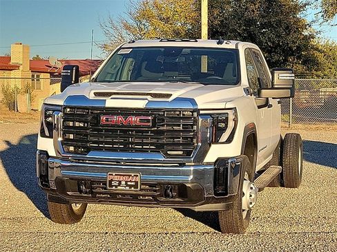 New 2026 GMC Sierra 3500 Pro w/ Convenience Package image 2