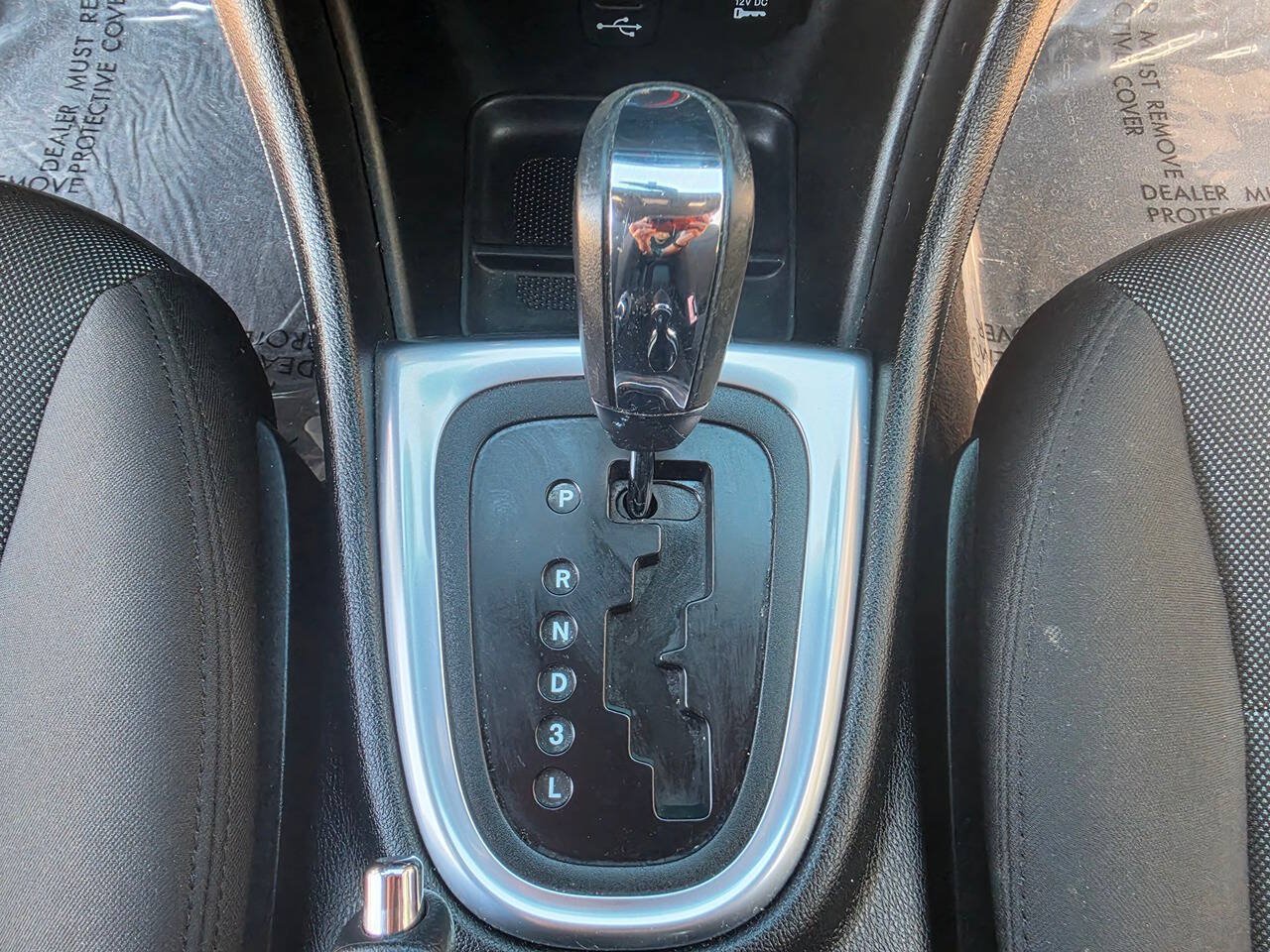Used 2013 Dodge Avenger SE FWD image 38