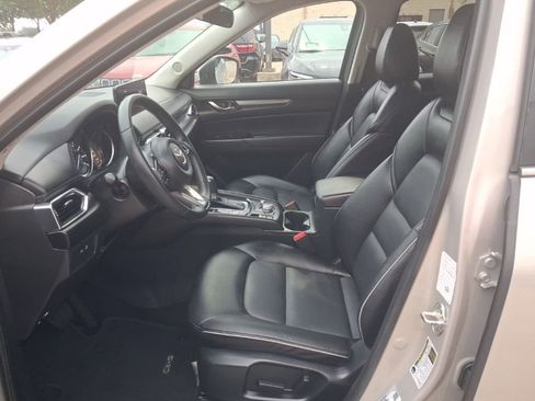 Used 2025 MAZDA CX-5 AWD 2.5 S w/ Select Package image 4