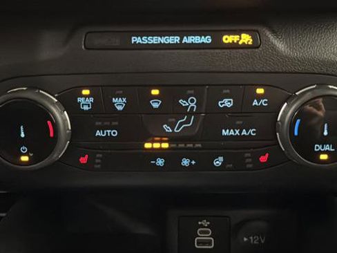 Used 2024 Ford Bronco Sport Outer Banks w/ Tech Package AWD/4WD image 23
