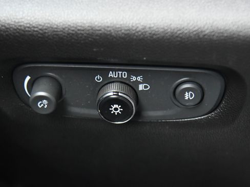 Used 2019 Chevrolet Traverse LT w/ LPO, Floor Liner Package image 32