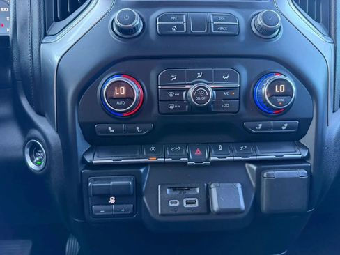 Used 2019 Chevrolet Silverado 1500 LT w/ All-Star Edition AWD/4WD image 26