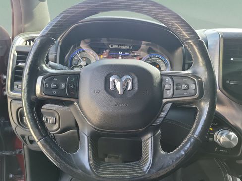 Used 2019 RAM 1500 Limited AWD/4WD image 16