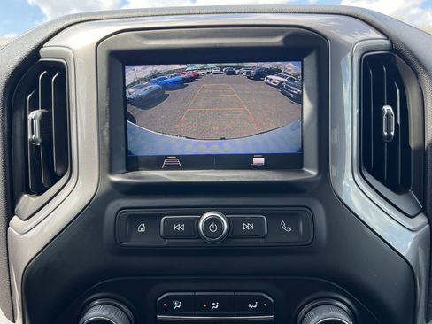 Used 2021 Chevrolet Silverado 1500 Custom Trail Boss w/ Realtree Special Edition image 19