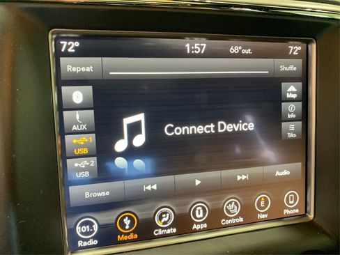 Used 2018 Jeep Grand Cherokee Overland image 34