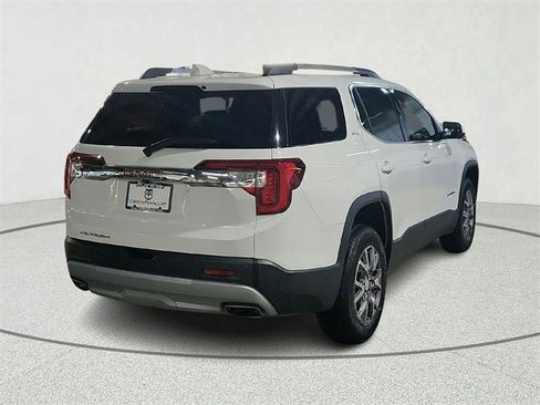Used 2020 GMC Acadia SLT image 2