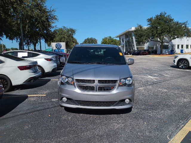 Used 2018 Dodge Grand Caravan GT FWD image 3