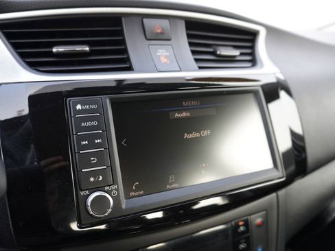 Used 2019 Nissan Sentra SV image 16