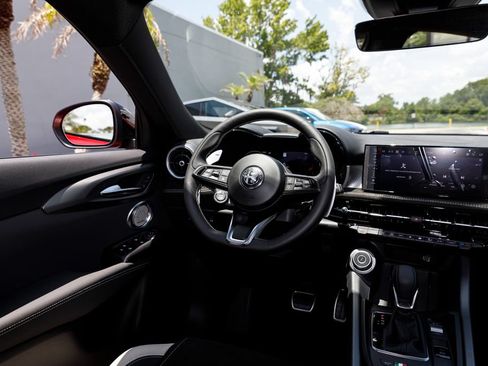 New 2026 Alfa Romeo Tonale w/ Active Assist Package AWD/4WD image 20